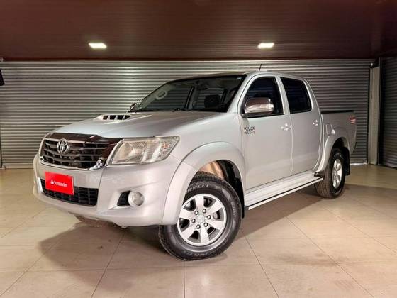 TOYOTA HILUX 3.0 SR 4X4 CD 16V TURBO INTERCOOLER DIESEL 4P AUTOMÁTICO TOYOTA HILUX 3.0 SR 4X4 CD 16V TURBO INTERCOOLER DIESEL 4P AUTOMÁTICO